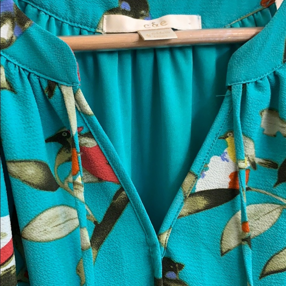 Beautiful tunic! S - Picture 8 of 11